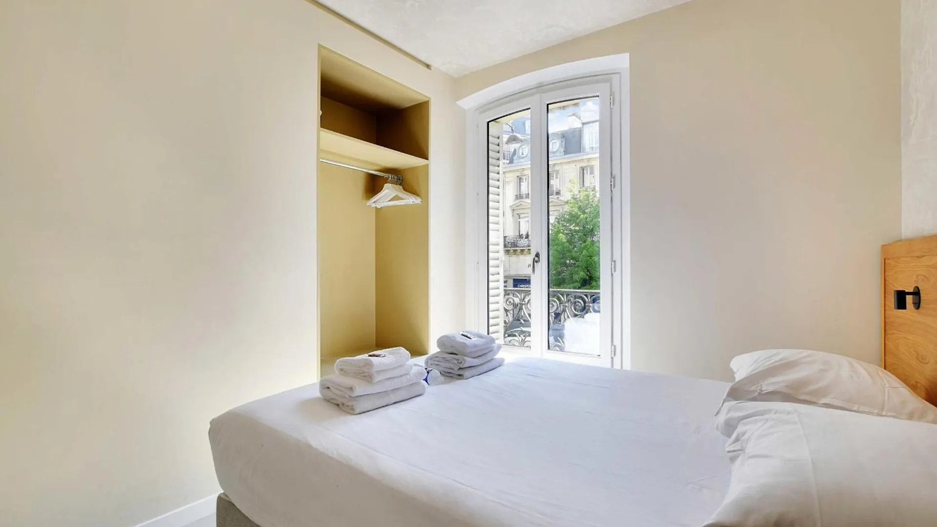 Residence 13 - Voltaire Paris Apartment