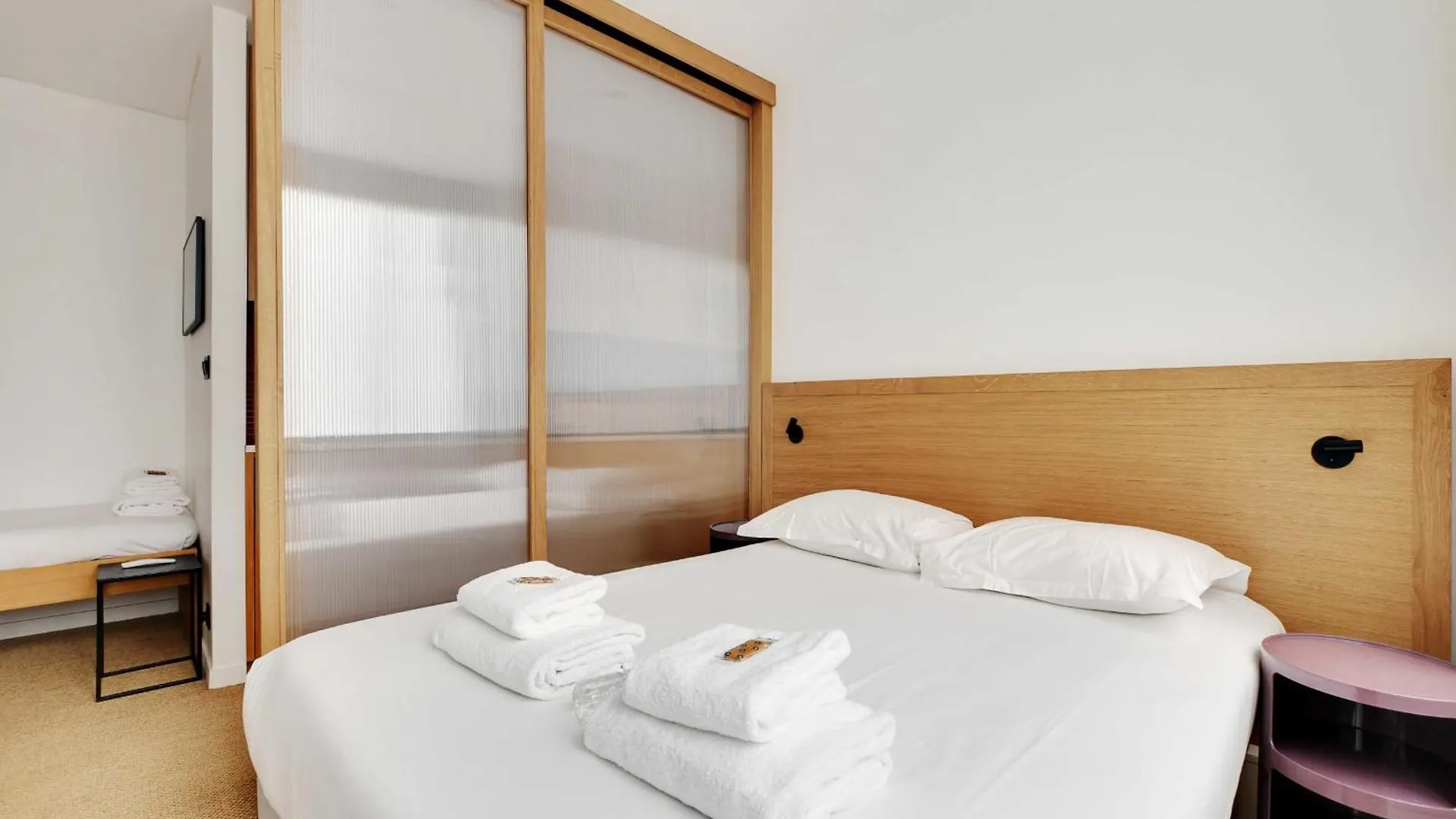 Residence 13 - Voltaire Paris