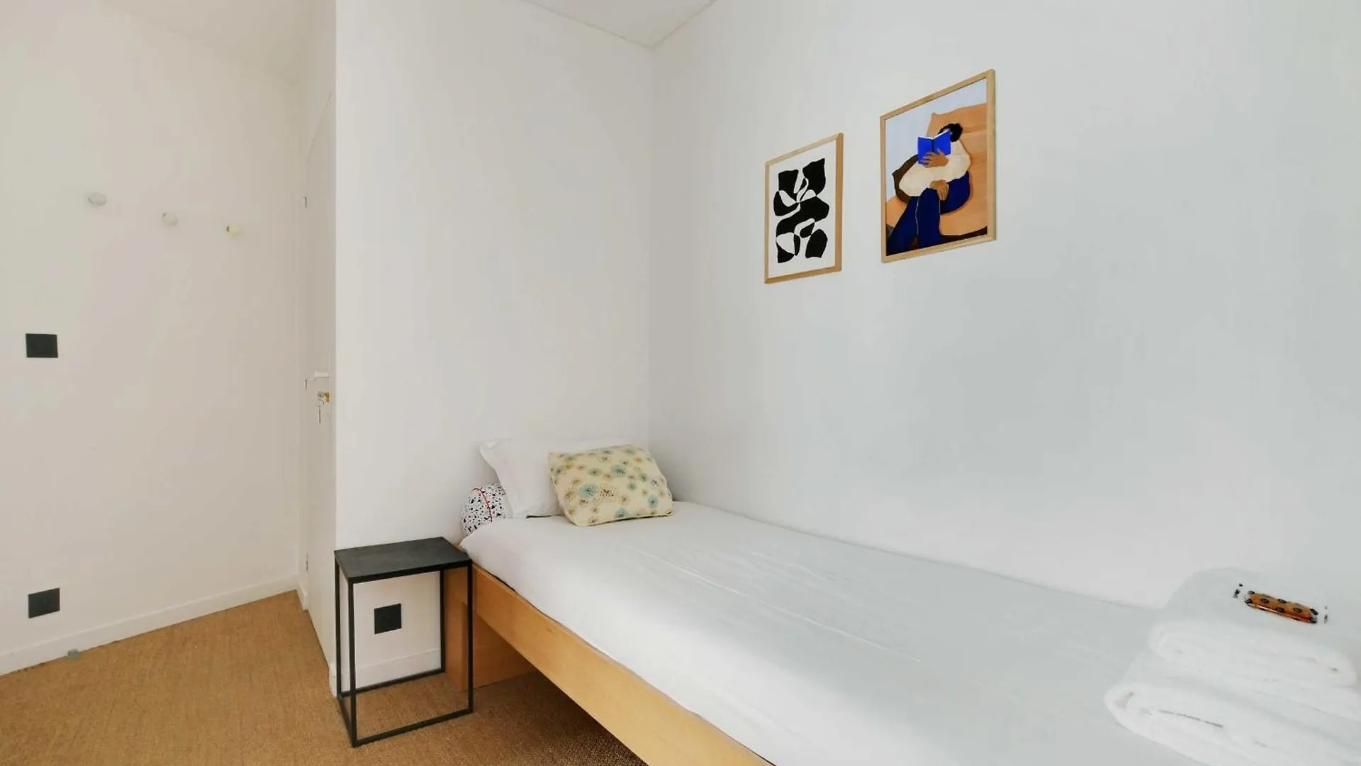 Apartment Residence 13 - Voltaire Paris France